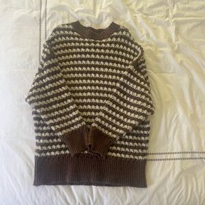 Oversized Zara striped sweater